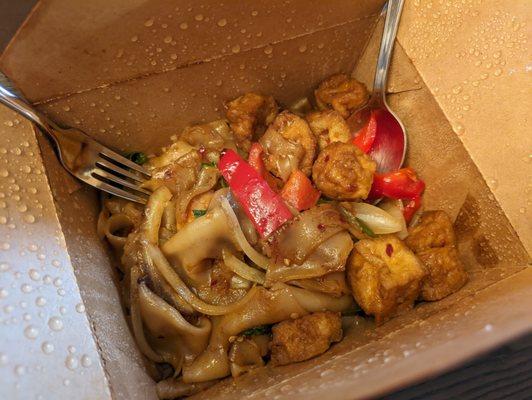 Drunken noodle - 4 stars. Tue takeout 2024-04-16