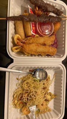 Bobo tray and singaporian noodles