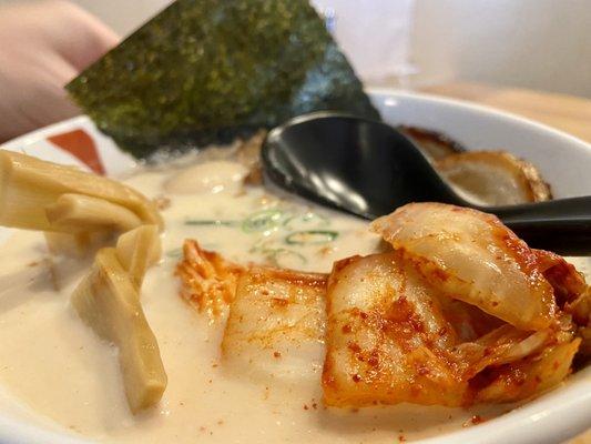 Kimchi tonkatsu ramen