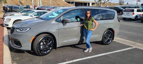 Bakersfield Chrysler Jeep FIAT