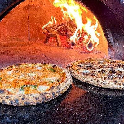 Margherita Pizza & Salsiccia Fungi Pizza