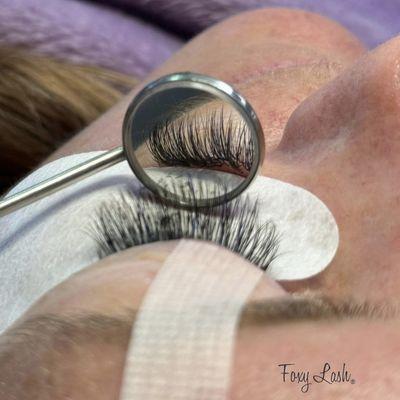 Hybrid lashes by Daria