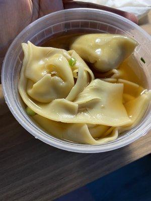 Small won ton soup