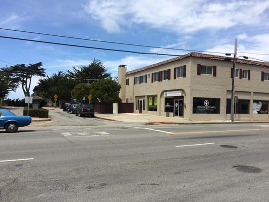 On the corner of Del Monte Avenue and Park avenue, customers can park on the street in cul de sac or behind the building.