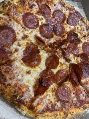 Hand toss pepperoni pizza