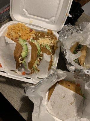 Gorditas de alambre dinner, pastor taco, asada gordita (left to right)