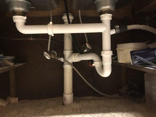 Kitchen sink drain repair