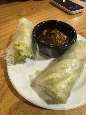 Spring rolls with only lettuce