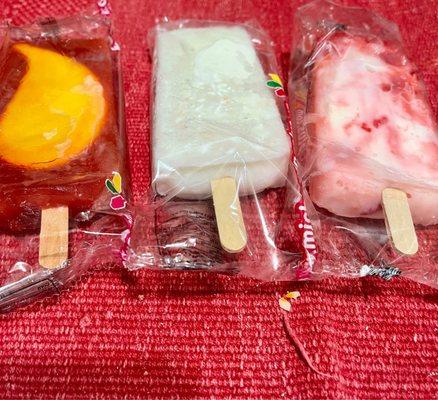 Mango, coconut and strawberry cream palletas (popsicles). Yum!