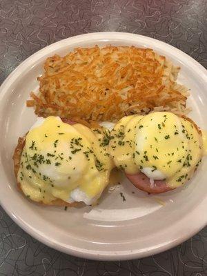 Eggs Benedict.... it's what's for breakfast!!!!