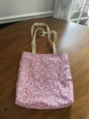 Tote bag with pocket