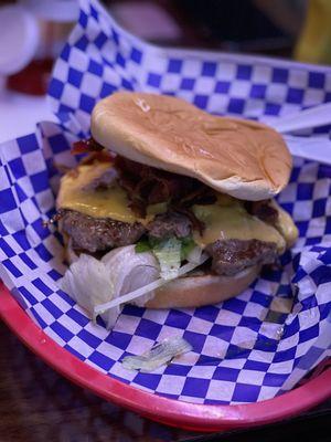 Jalapeno Cheeseburger w/bacon