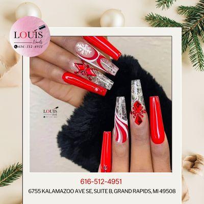 This Christmas, give the gift of gorgeous nails to your loved ones. 
FIn these special days, we are here to support you in every way.
Ge