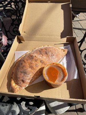 This is the Biggest cheese calzone i ever saw !!