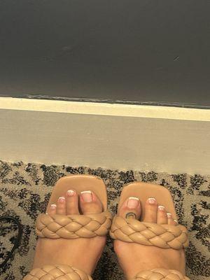 Gel pedicure