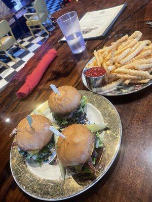 Jalapeño Business sliders  A little sweet and spicy  Fries were crispy and delicious  Would recommend