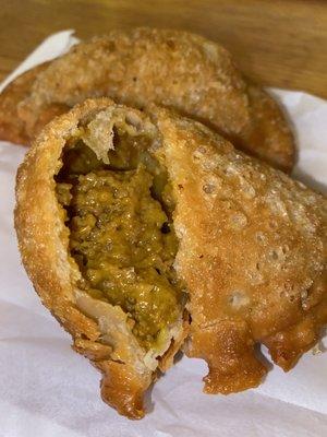 Cheeseburger empanada