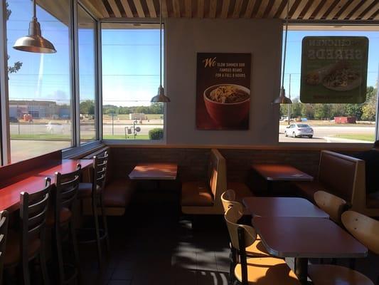 Another pic of part of the dining area.