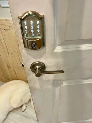 electronic lock installation