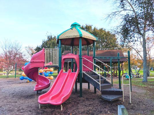 Kiwanis Park -- Playground