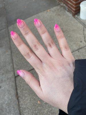 Pink ombré nails - MZ nails