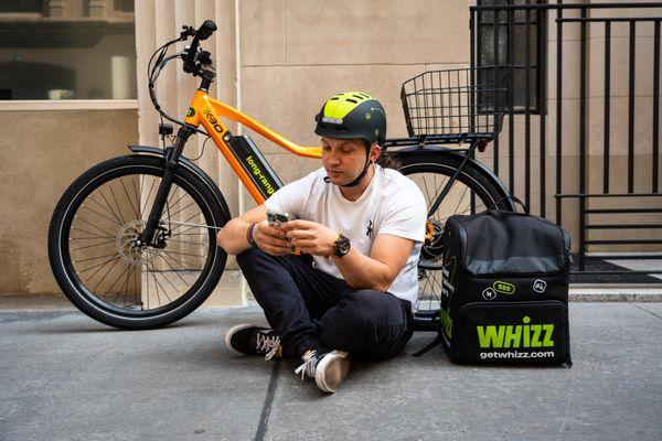 Whizz E Bikes Rental in Manhattan Union