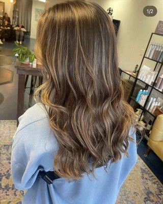 Subtle caramel highlights by Taylor Forbes