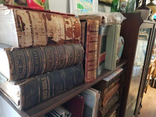 Antiques books!