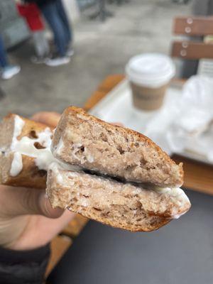 Cinnamon Raisin Bagel w/ tofu ( lack of )