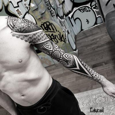 ARMSLEEVE TATTOO