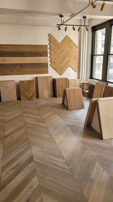 Wood flooring showroom and store to choose and buy wood flooring herringbone, chevron and wide plank