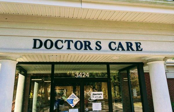 Doctors Care - Charleston West