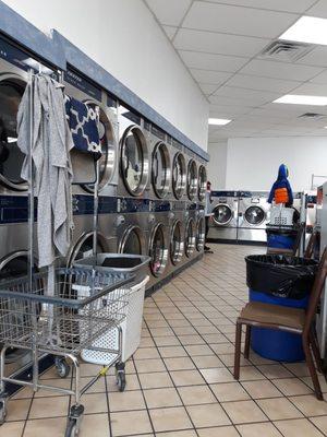 Oasis Laundromat