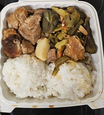 4 choice plate w/pork adobo, pinakbet...