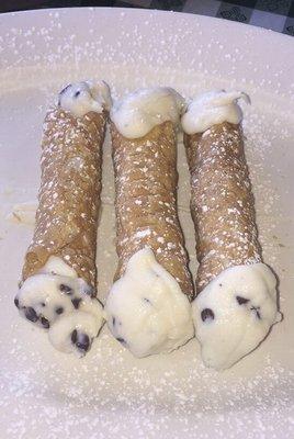 Cannolis