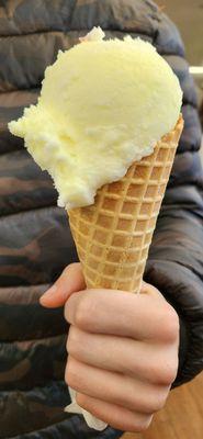 1 scoop lemon sherbet cone