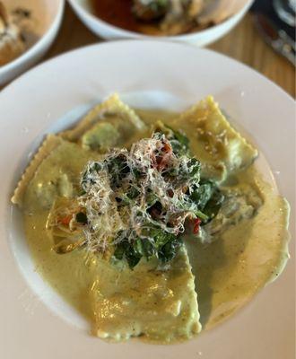 Creamy Mushroom Ravioli with artichokes