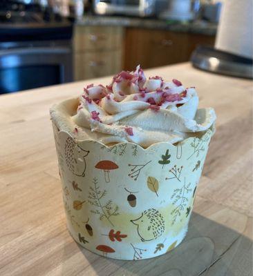 Apple and cinnamon cupcake with goat cheese frosting.