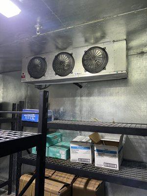 Commercial walk-in freezer repair in Carlsbad, CA