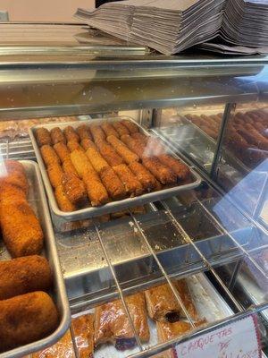 Cuban Croquetas (ham croquettes)