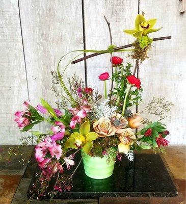 Flower arrangement