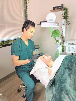 Aesthetician Jordan Graham providing an Aquafirme XS facial