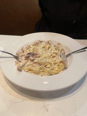 Fettuccine Alfredo +Chicken