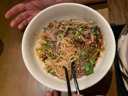 Stir fry noodles with brisket