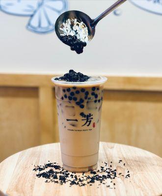 Traditional Milk Tea with Boba