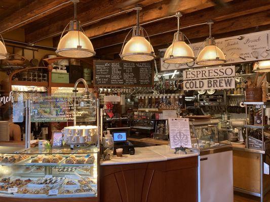 Pastries & Counter