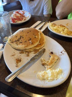 Strawberry Pancake-Roll Chocolate Chip Pancake Ham Cheese Club wonderful food