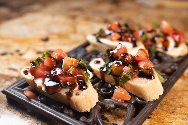 Classic Caprese Bruschetta