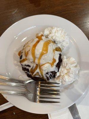 Molten lava cake with ice cream