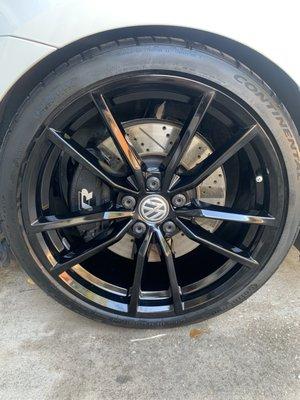 VW Pretoria wheels, new Extreme Contact Dws 06 plus tires, refinished gloss black wheels now